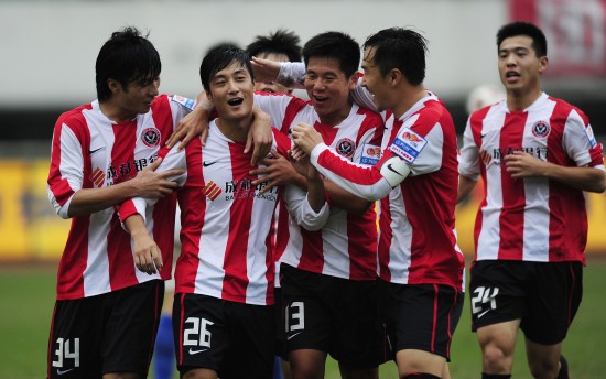 英超：热刺客场3-1击败狼队