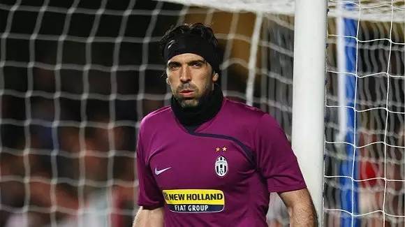 球星晒训练照：永远向前