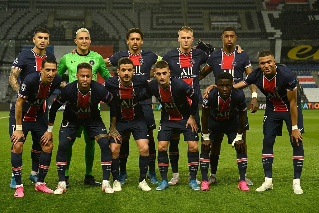 足球欧冠最佳球员票选开启，众星入围（足球欧冠最佳球员评选启动，群星云集入围）