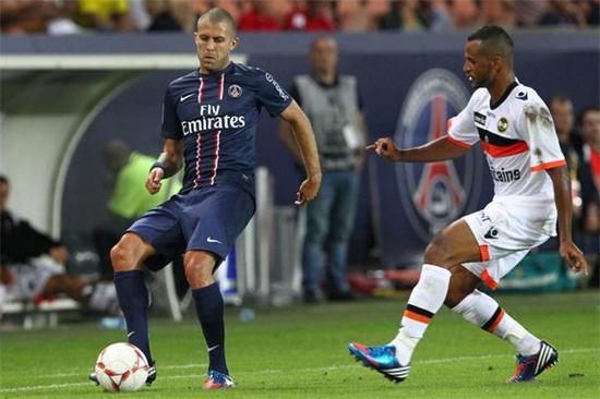 东体：上海海港明年1月上旬前往西亚冬训，古斯塔沃确定离队（东体：上海海港将于明年1月上旬赴西亚冬训，古斯塔沃已确认离队）