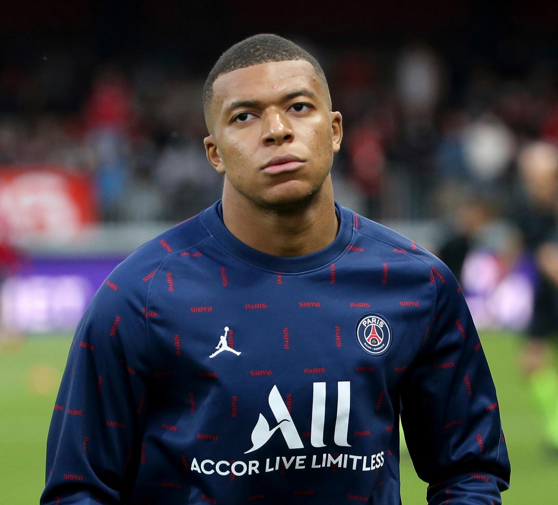 迪力穆拉提：我们捍卫了主场，感谢球迷们的支持