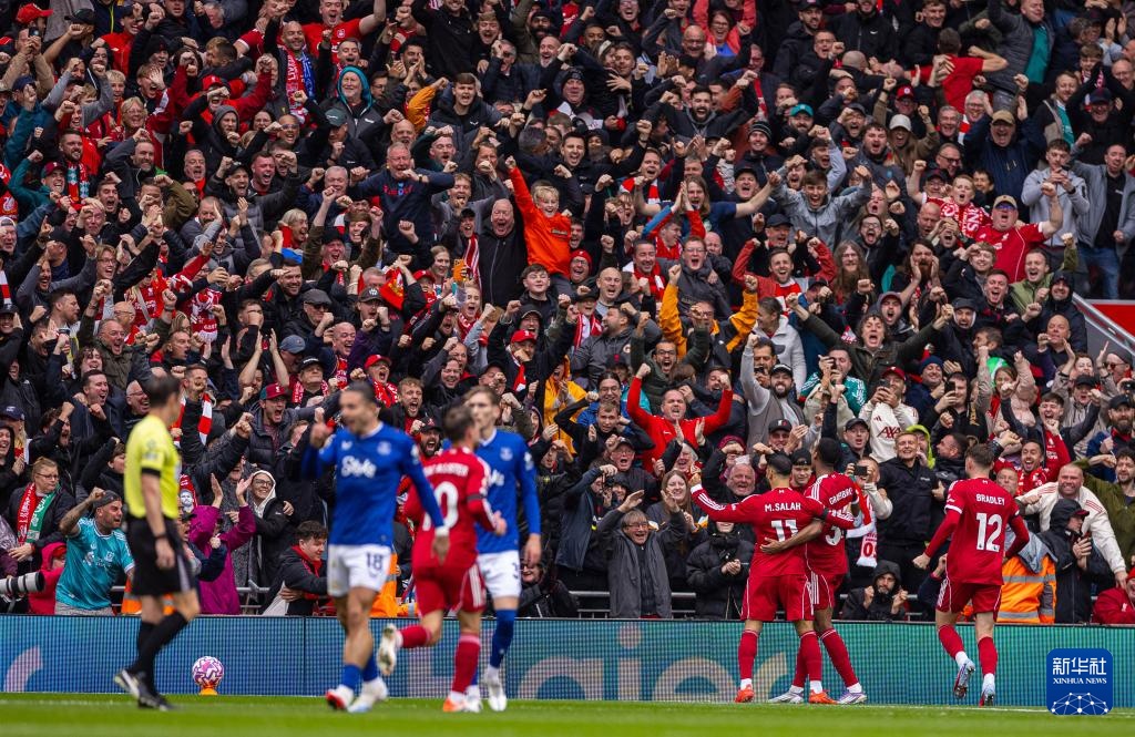 萨乌尔：弗拉门戈比皇马更伟大，我们要为4200万球迷夺冠（萨乌尔称弗拉门戈胜过皇马：为4200万球迷捧杯而战）