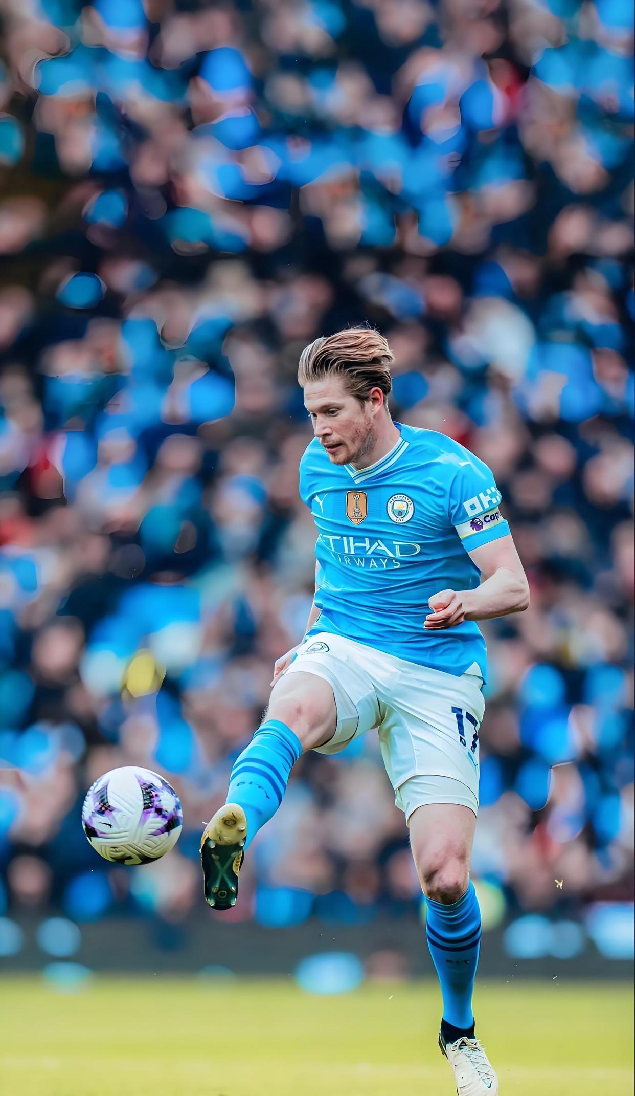 哈兰德vs西汉姆联全场数据：2球1助，6脚射门3次射正（哈兰德对阵西汉姆联全场表现：2球1助，6次射门3次射正）