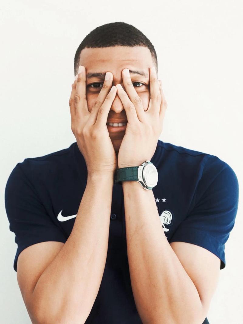 莱昂纳多：当时我不同意巴黎续约姆巴佩；我一直都不喜欢执教